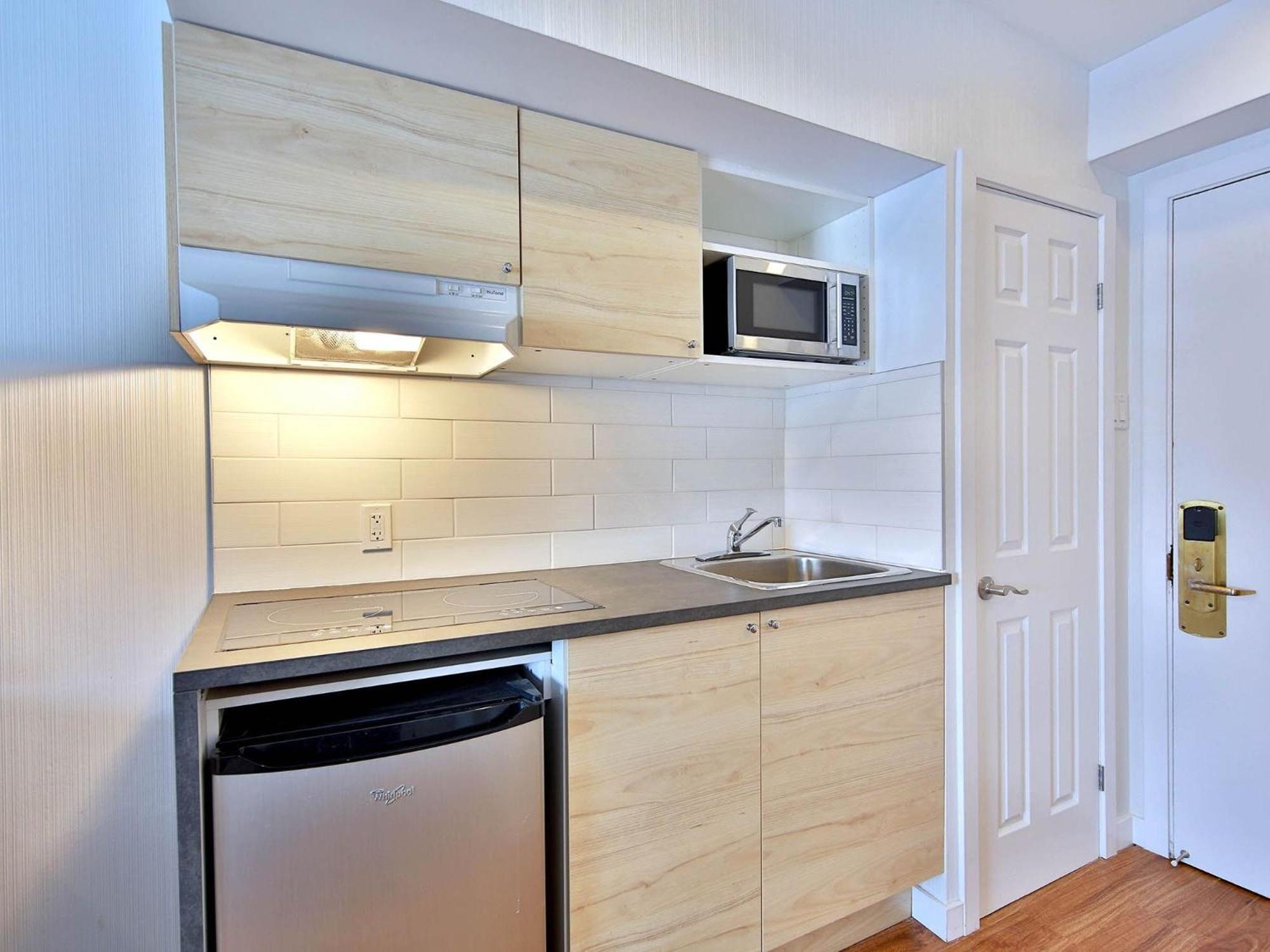 Hotel Newstar Montreal Zewnętrze zdjęcie